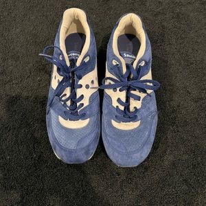 Mens Saucony shoes Size 11.5